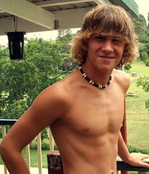 blond boys 57879542cb431.jpg
