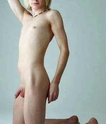 nude and blond 57977540e138e.jpg