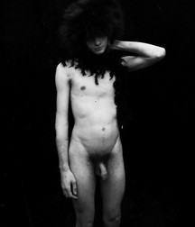 no clothes zone 57a409d7c449e.jpg