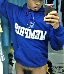 Black Selfie 5af04038c0788.jpg