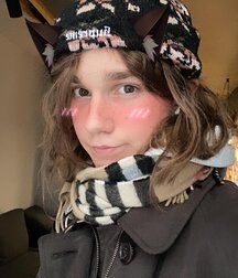 Cute femboy with long hair 628d690cc2ca0.jpg