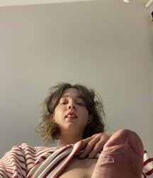 Cute femboy with long hair 628d699ad8de9.jpg