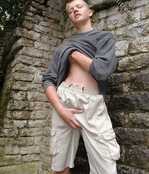 boys-2 5bd50b279b385.jpg