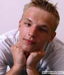 Stanislav 2 58f73a90e7b0a.jpg