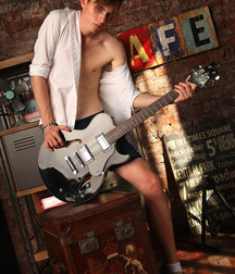 Manson1 5a37fc1028a5e.jpg