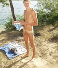 Nude boys outdoors (f46) 57a634d3103e1.jpg