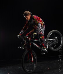 Fillipo’s fifth NovelArt photo CD. 5ec4e1f18b1bf.jpg