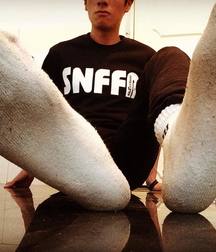 Feet and sneaks 1 589e1a630a861.jpg