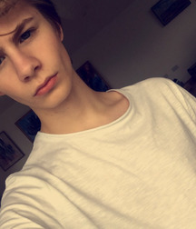 Cute cam boy sets 58d97e8ce2f50.jpg