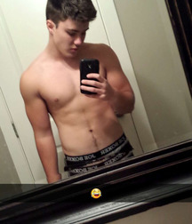 Internet Boys 9 590f55c81694d.jpg