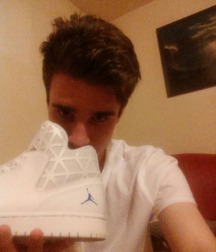 Skater boys and skate shoes 599dce6746632.jpg