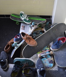 Skater boys and skate shoes 599dce68670da.jpg