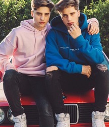Skater boys and skate shoes 599dce8a0b6c3.jpg