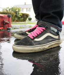 Skater boys and skate shoes 599dcf3a6fe3d.jpg