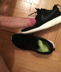 Sneakers and Cocks 2 59c95aa978708.jpg