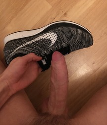 Sneakers and Cocks 2 59c95ab2aa16d.jpg