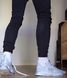 Sneakers and Cocks 2 59c95b61d0017.jpg