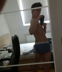 Internet Boys 17 59da5254c7a19.jpg
