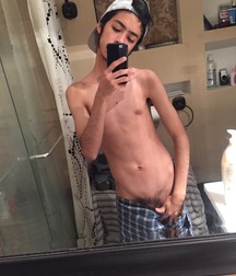 New Twinks 3 5a18833f67738.jpg