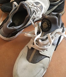 Boys socks sneakers & feet 1 5a283af779f51.jpg