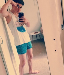 Selfie Boys 1 5a28499a13f49.jpg