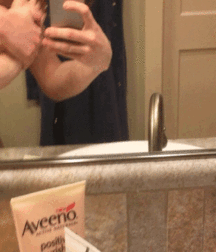 Selfie Boys 5a64bba9f1e9d.gif