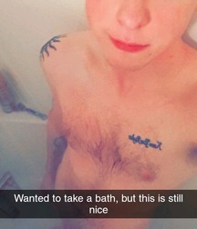 Selfie Boys 2 5a788a3eb30c8.jpg