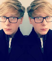 Selfie Boys 2 5a788a43a365b.jpg
