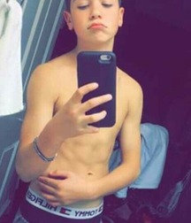 Twinks and feet and socks etc 5a788e548b997.jpg