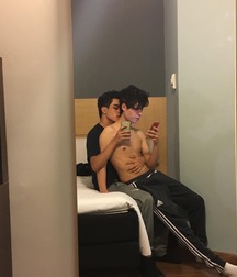 Twinks and feet and socks etc 5a788e94e4c40.jpg