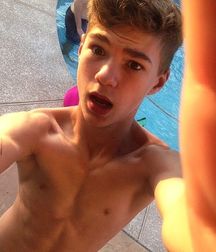 Twinks and feet and socks etc 5a788ea8c4a23.jpg