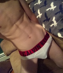 Twinks and feet and socks etc 5a788ef9be918.jpg