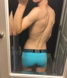 Twinks and feet and socks etc 5a788f502fd25.jpeg