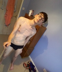Hot boys and their phone cameras 5a7891adad93b.jpg
