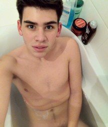 Twink Selfies 5a7a2cde78af8.jpg