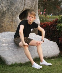 Mixed Cute Boys 0204 5ac29a81d890f.jpg