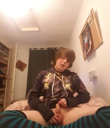 Some Femboys 5b5a406902ec2.jpg