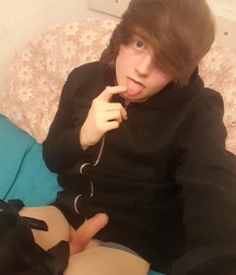 Some Femboys 5b5a40b164986.jpg