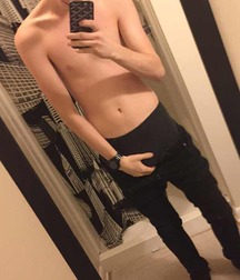 Twinks 2208 5b7dcde64a379.jpg