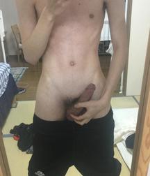 More Twinks 0212 5c03eab8330c5.jpg