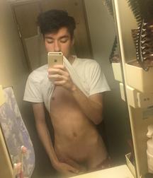 More Twinks 0212 5c03ead452d58.jpg