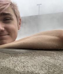 Super hot blonde 5c5cb79dac1e9.jpg