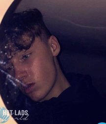 Hot lads 5c63474a5e8e2.jpg