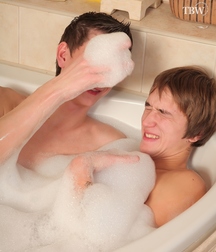 Bagir and Zaki 586b66bfed2f9.jpg