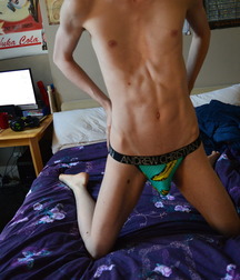 Favorit boy 5b894424b4267.jpg