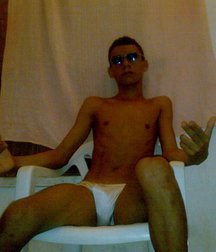young men 59628a92961e8.jpg