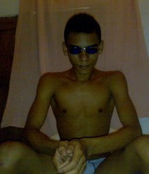 young men 59628a978785b.jpg