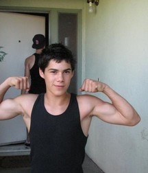 young men 59628ad67598d.jpg