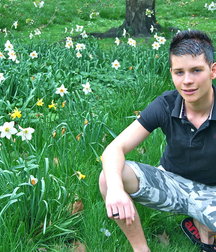hot boy at play 59d6d2190bd7d.jpg