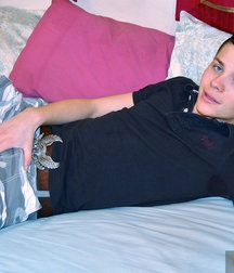 hot boy at play 59d6d22c8b7ee.jpg